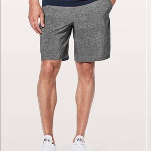 Lululemon Pacebreaker Linerless 7”